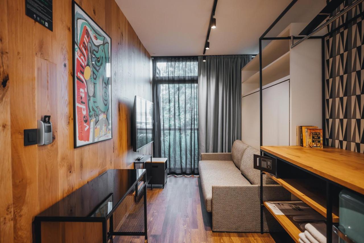 City Glamping By One66 Hotel Lublaň Exteriér fotografie